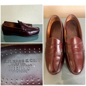 GH Bass Weejuns Penny Loafers 9.5 D Oxblood Maroon Leather Moc Toe Slip On USA